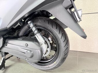 Suzuki Burgman 650 Executive ABS - ČR / JEN 15162 KM - 10