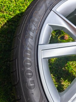 Zánovní letní sada Škoda Kamiq r18 5x100 Goodyear 215/45/18 - 10