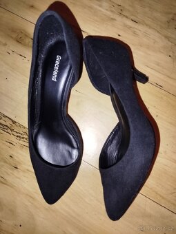 Nová velurovà dámská vesta a košíkové kabáty s kapucí - 10