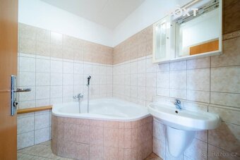 Pronájem byt 1+1, 45㎡ - 10