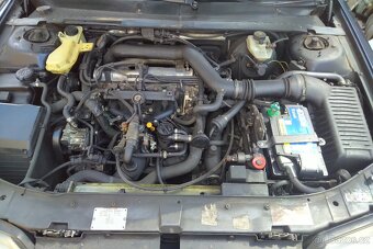 Peugeot 605 2.0 Turbo Benzín, Klima, Servis, Bez Koroze - 10