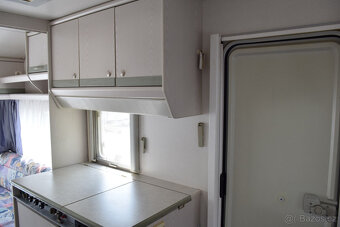KNAUS SÜDWIND 450TU -PRO 4 OSOBY, SUPER STAV,NOSIČ KOL - 10