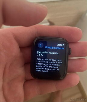 Apple Watch SE 44mm - 10
