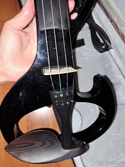 Elektrické "silent" housle 4/4, Paul Stanton, černá metalí - 10