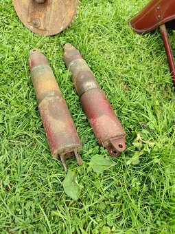 Blatníky půlbuben - 10