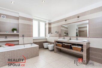 Pronájem, byty/5+kk, 186 m2, Dělnická 108, 43513 Meziboří, M - 10