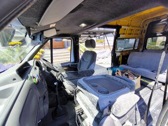Ford Transit 2.3i, L3H3 pro 8 az 9 osob, pravostr. řízení - 10