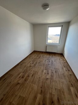 Nový byt na prodej, 4 + kk s půdou 226m2 - 10