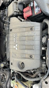 342. Mitsubishi Outlander 2.2 DI-D 4N14 Na náhradní díly - 10