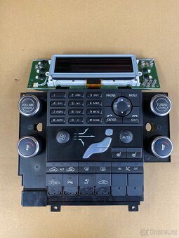 NÁHRADNÍ DÍLY z Volva S80 - 10