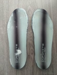 Under Armour W HOVR INFINITE 2 - Běžecké boty na Bluetooth - 10