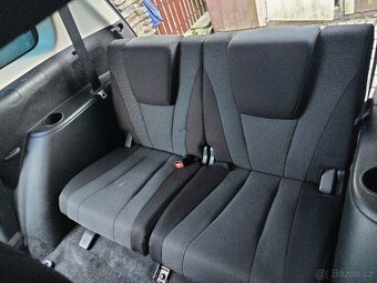 Mazda 5, 7 míst, vyhřívané sedačky - 10