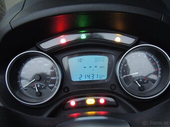 PIAGGIO MP3 500LT 2016,,B" řidičák - 10