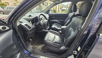 Peugeot 4007 2.2 HDI Platinum 4x4 - 10