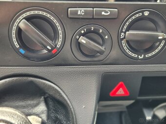 VW TRANSPORTER T5 1.9TDI CHROM-BLUE MOTION - 10