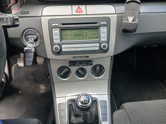 Volkswagen Passat 2,0 TDI 103 kW KOROZE - 10