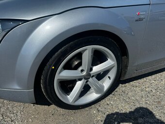 AUDI TT 2,0 TSFI - DSG - PO SERVISE - MÁLO KM - 10