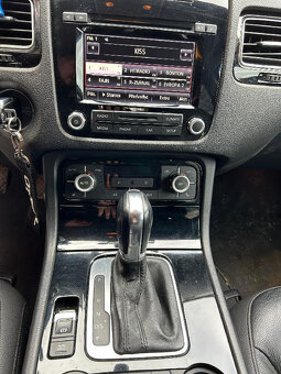Prodám Volkswagen Touareg - 10