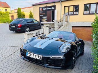 PORSCHE 911 TURBO S cabrio 4x4 991 TOP STAVV ZÁRUCE PORSCHE - 10