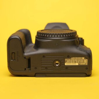 Canon EOS 800D | 043021000221 - 10