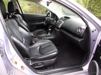 Mazda 6 Dynamic sport 2.5i 16V kombi,xenony,kůže,BOSE - 10