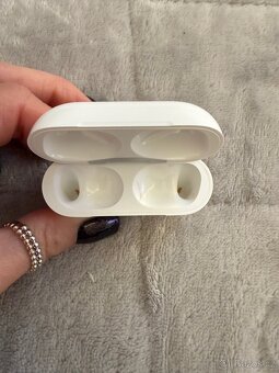 Apple AirPods Pro (2. generace) s MagSafe pouzdrem (USB-C) - 10