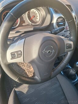 OPEL CORSA - 10