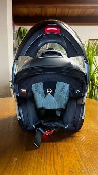 Helma (přilba) Schuberth C4 s Interkomem - 10