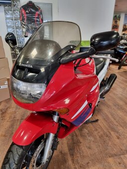 Honda CBR 1000 F - 10
