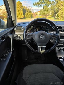Volkswagen Passat B7 2.0 TDI - 10