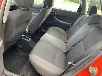 Ford Focus 1.6 - 10