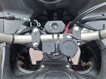 Suzuki V-Strom 650 XT - 10