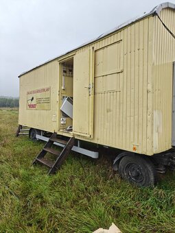 Maringotka 2 vchody- solidní - 10