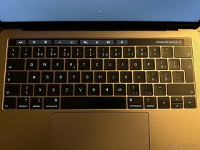 MacBook Pro 2019 - 10