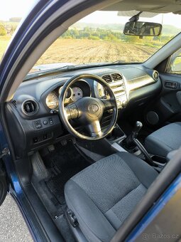 Toyota RAV4 2.0 D4D - 10