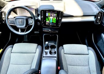 Volvo XC40 2.0 B3, CZ, záruka do 8/2027 - 10