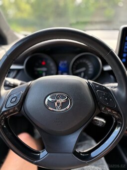 Toyota C-HR 1.2 turbo maximální výbava - 10