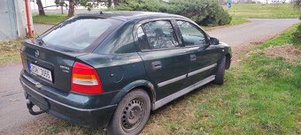 Prodám Opel Astra G  Obsah 14.16.V ,66 KW . Benzín - 10