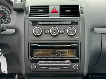 Volkswagen Touran 2.0 TDI CUP DSG - 10