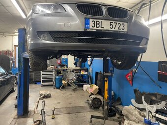Bmw e61 - 10