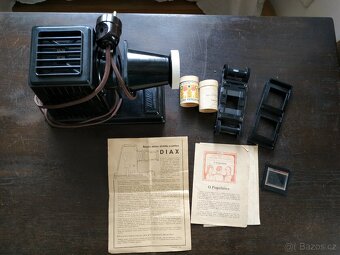 RETRO_dětský diaprojektor DIAK - 10