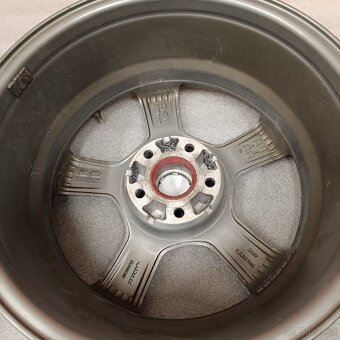 Alu kola Autec 7,5Jx17 , R17 , 5x112 , ET40 - 10