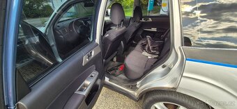 Subaru Forester - 10