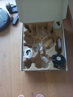 Roboticky vysavač ROBOT 581 - 10