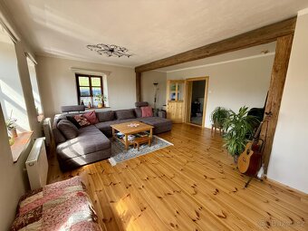 Prodej rodinného domu 200 m2, pozemek 1.207 m2 - 10
