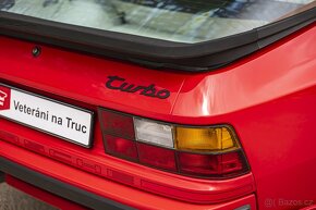 Porsche 944 Turbo - 10