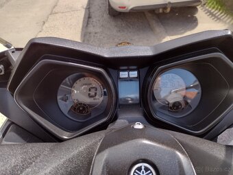 Yamaha x max 250i - 10