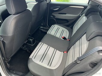 Fiat Punto 105 EVO 1.4i 77KW, Tažné zařízení, Servisní kniha - 10