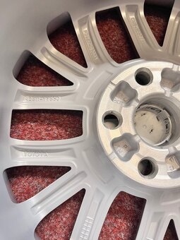 5x114,3 R17 ORIGINÁL Alu Toyota Corolla 2022 - JAKO NOVÉ - 10
