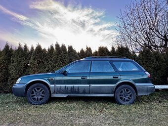Subaru Legacy Outback 4x4 rok 2003 3.0 154 kW LPG - 10